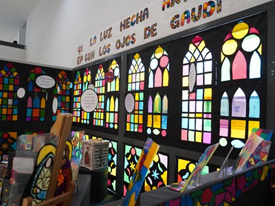Homenaje a Gaudí